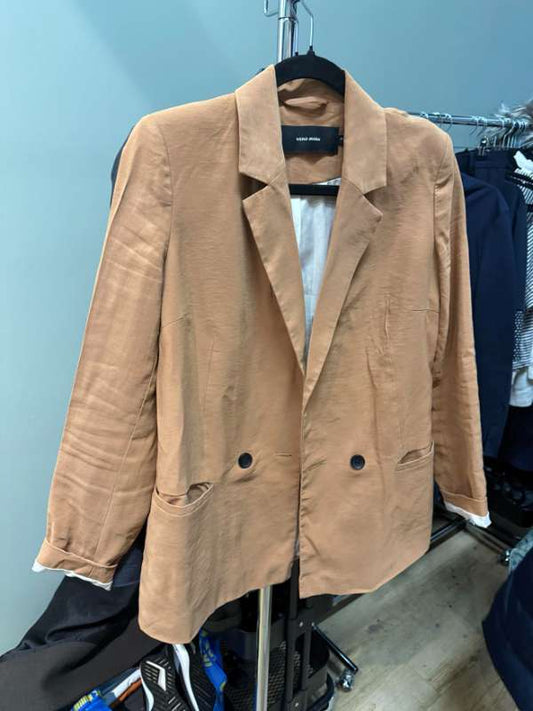 Blazer	Vero moda	Ljósbrúnn