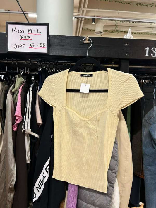 Bolur Gina Tricot	Gulur