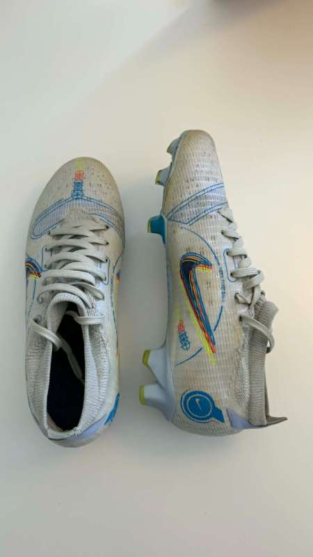 Nike Mercurial takkaskór með sokk