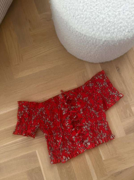 rauður off shoulder toppur