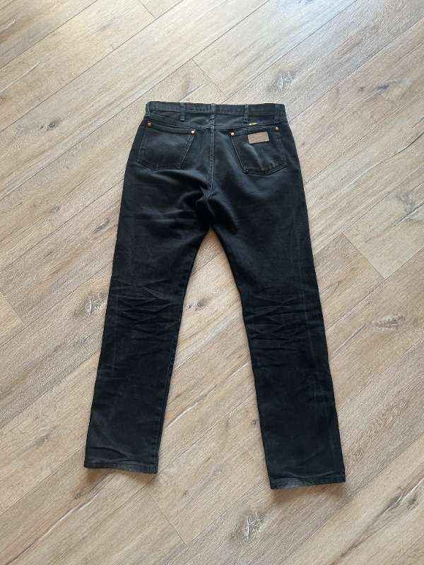 Wrangler 13MWZ bootcut gallabuxur