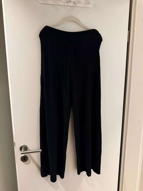 Svartar buxur - Zara