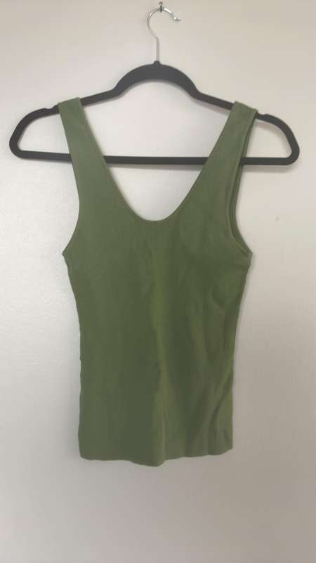 H&M grænn hlýrabolur