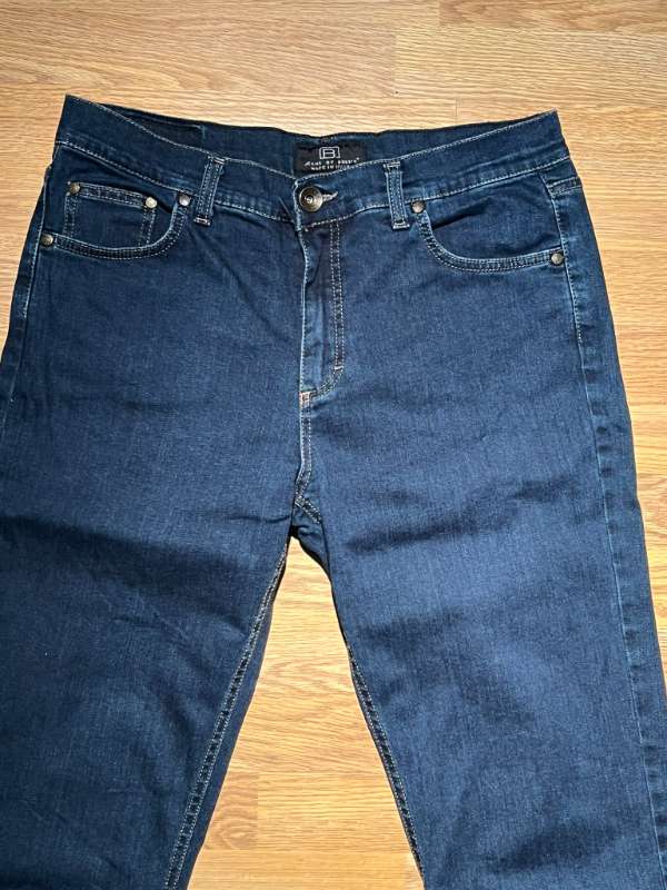 B Jeans ítaskar gallabuxur
