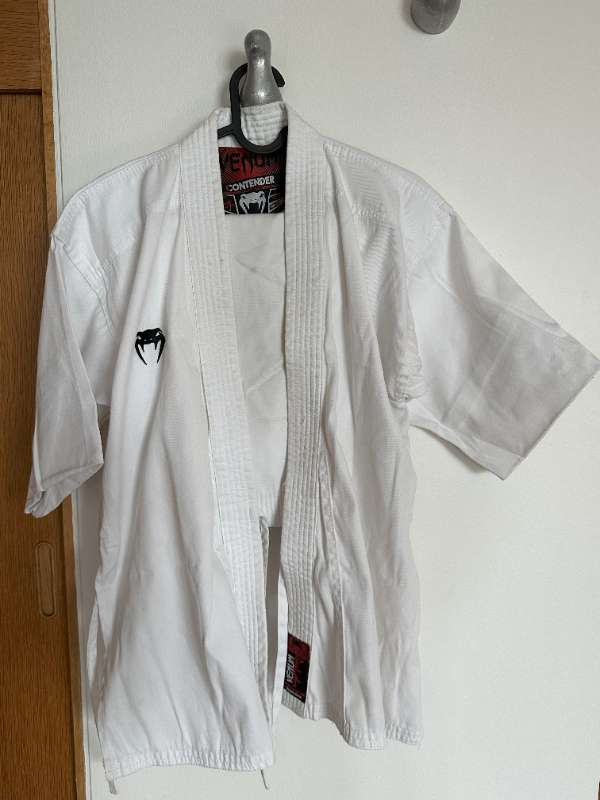 Karate galli