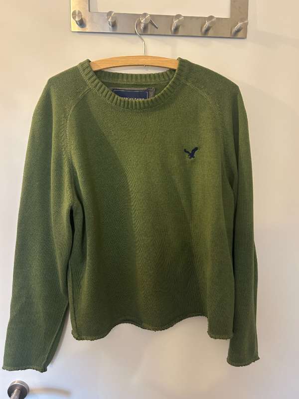 American Eagle græn peysa