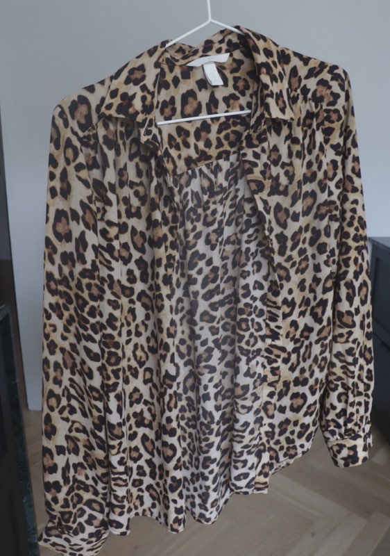 Skyrta hlébarðamynstur h&m