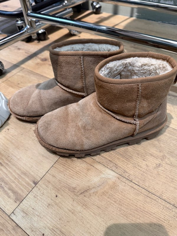 Uggs