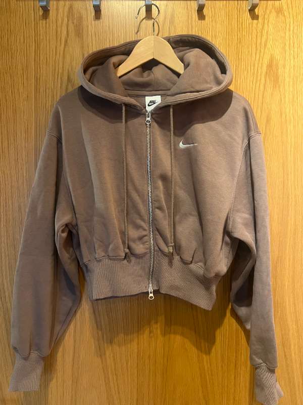 NIKE STUTT HETTUPEYSA