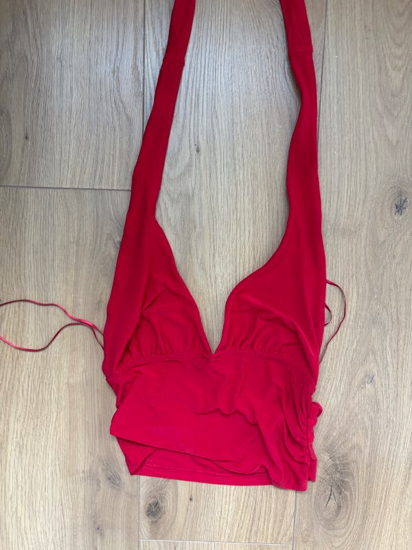 Bershka toppur
