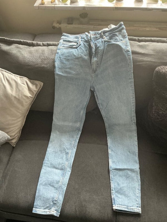 Zara jeans light