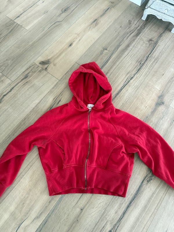 Rauð Pull&Bear Hettupeysa❣️