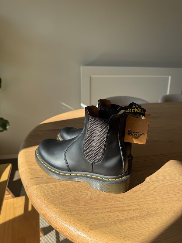 Ónotaðir Dr. Martens skór