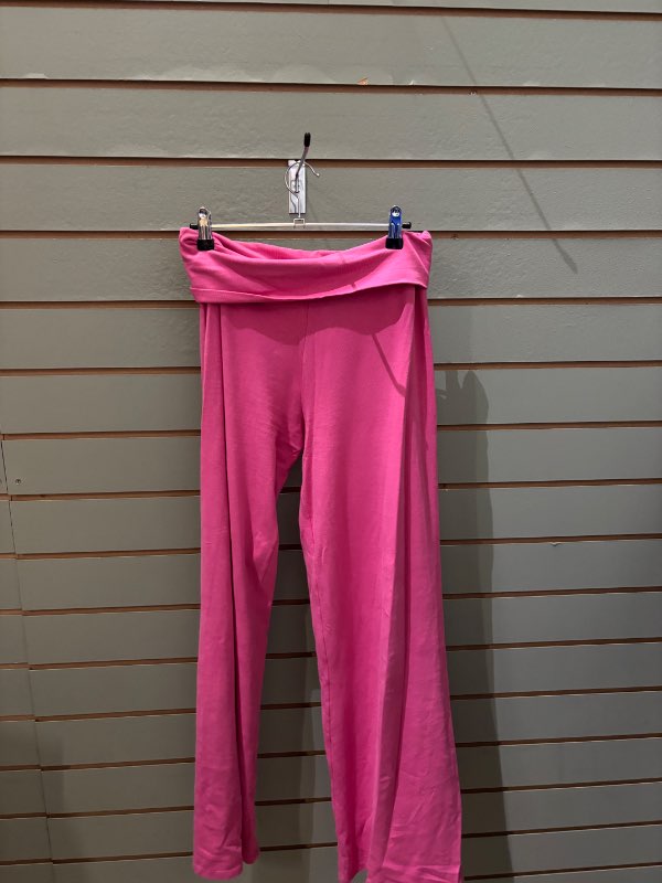 Bleikar Brandy Melville buxur