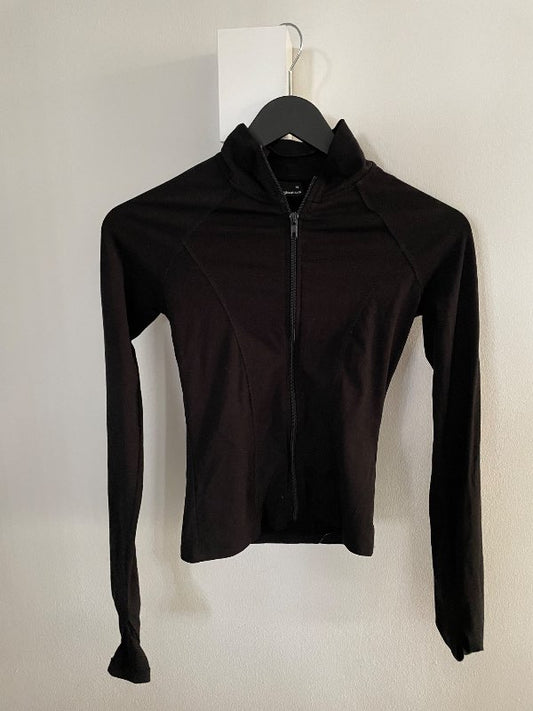 Gina tricot peysa