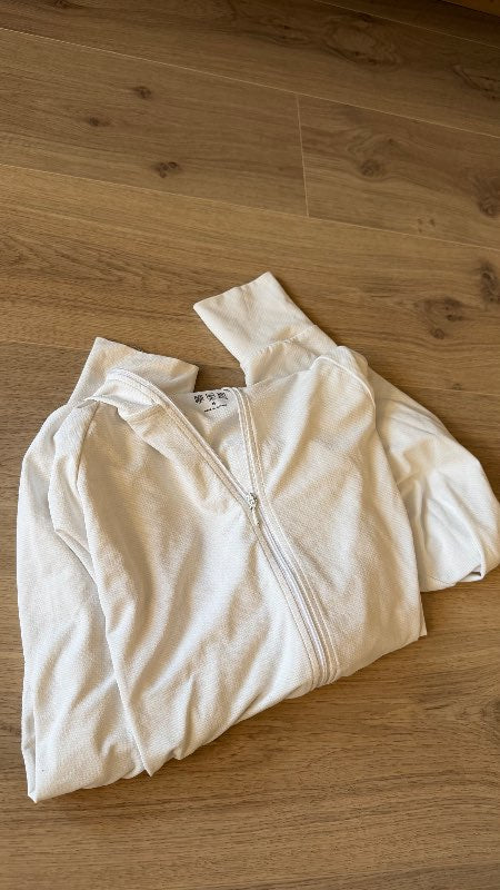 Uniqlo íþróttapeysa