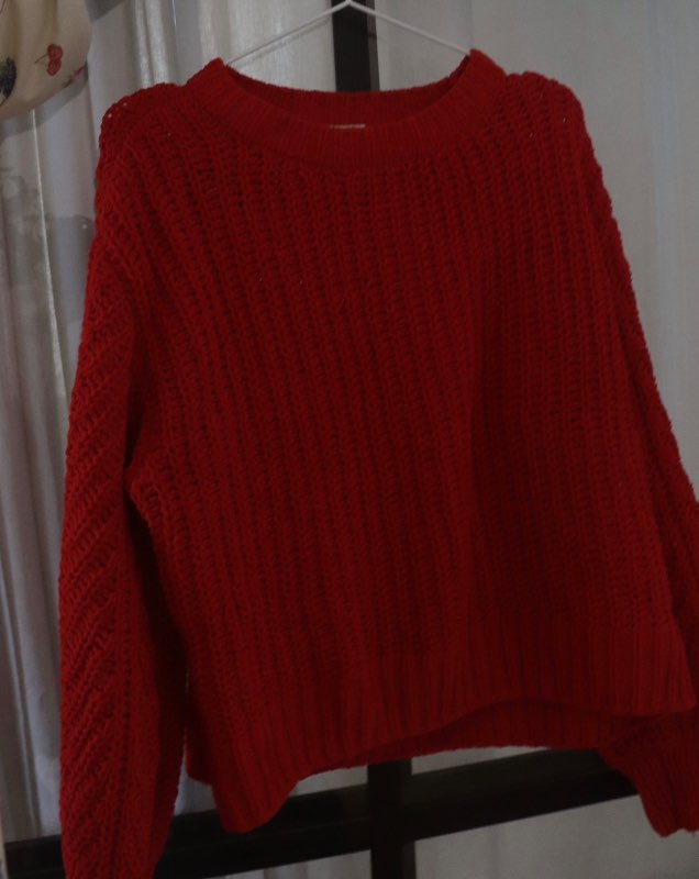 Rauð prjónapeysa h&m