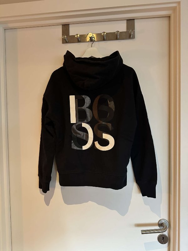 Hugo boss hettupeysa