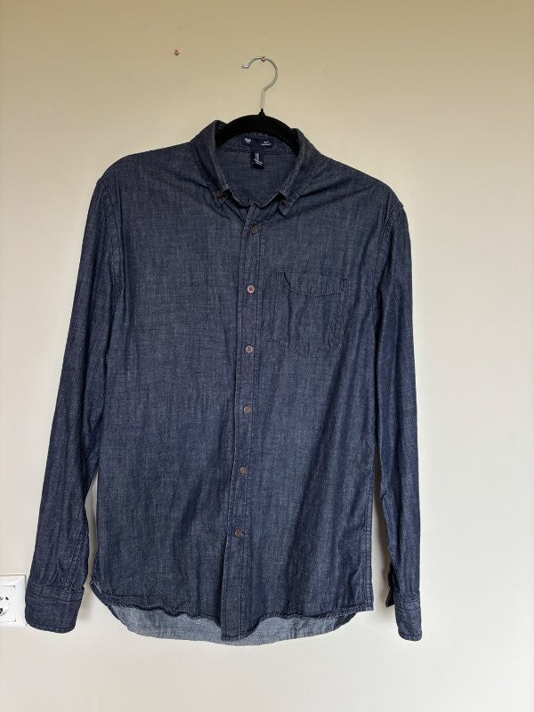 Gap slim fit gallaskyrta