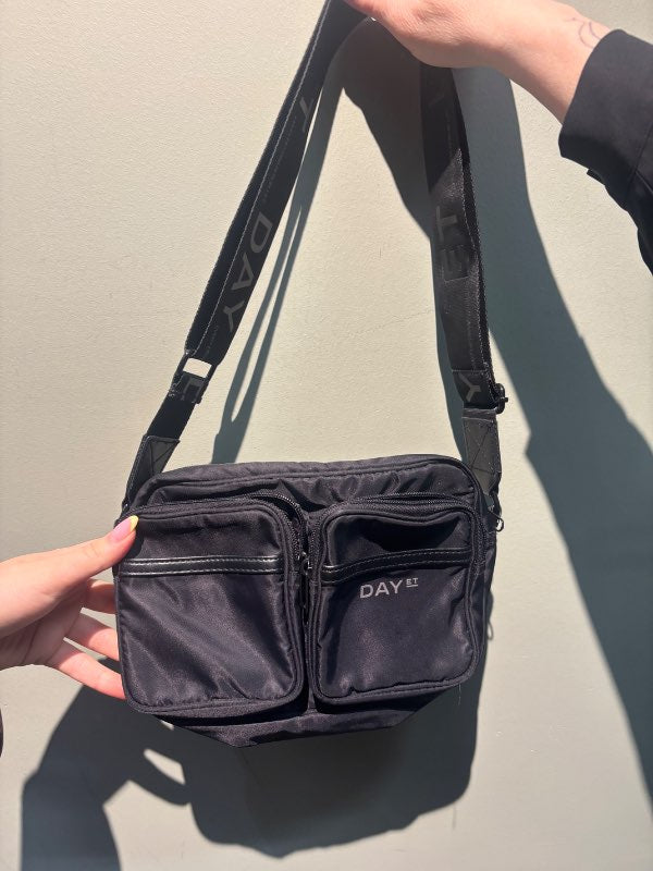 Day fanny pack