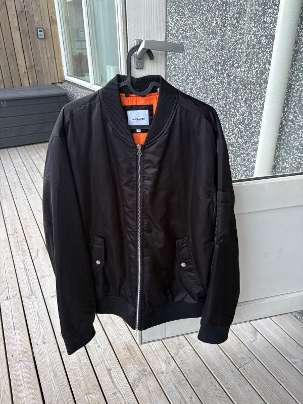 bomber jakki jj