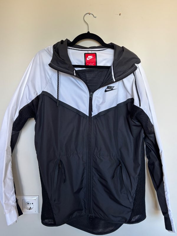 Nike hlaupa jakki