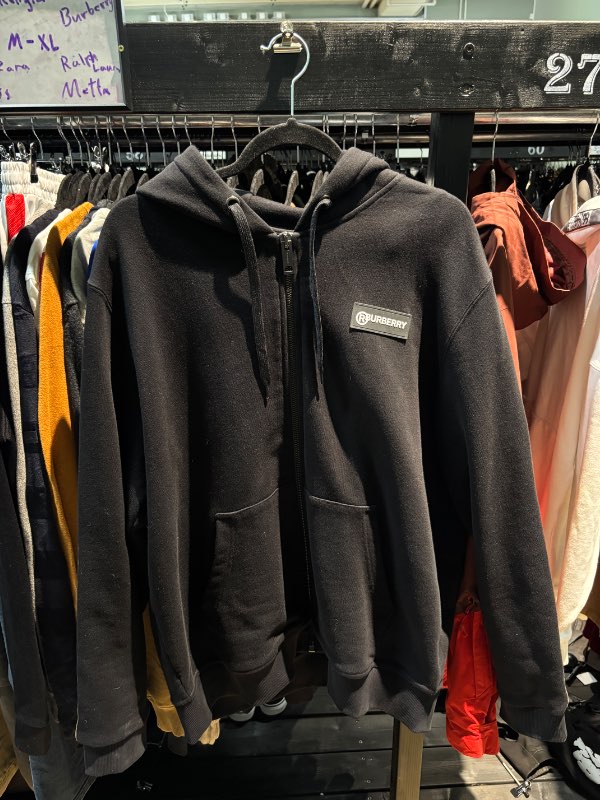 Burberry rend hettupeysa