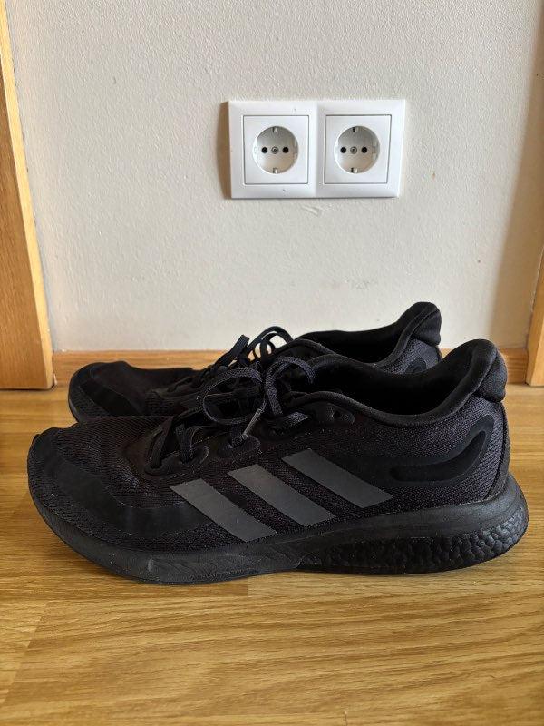 Adidas svartir herraskór