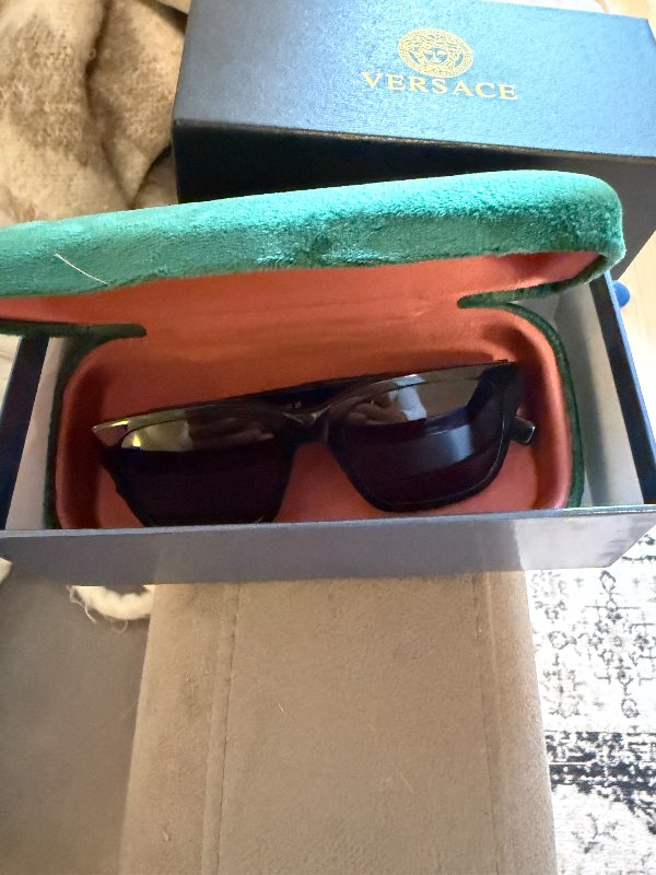 GUCCI gleraugu