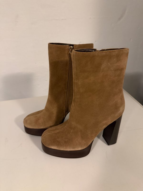 Zara öklaskór ljóst rússkinn