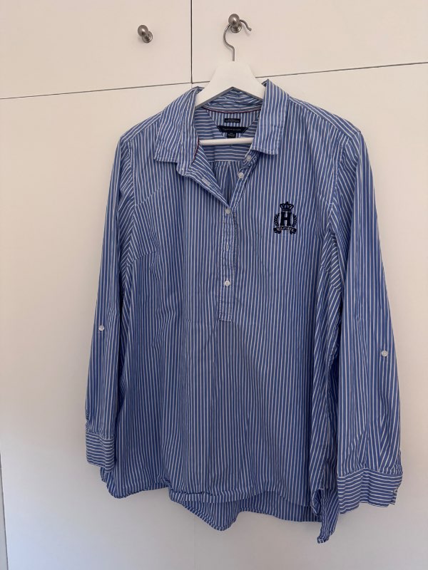 Tommy Hilfiger röndótt skyrta