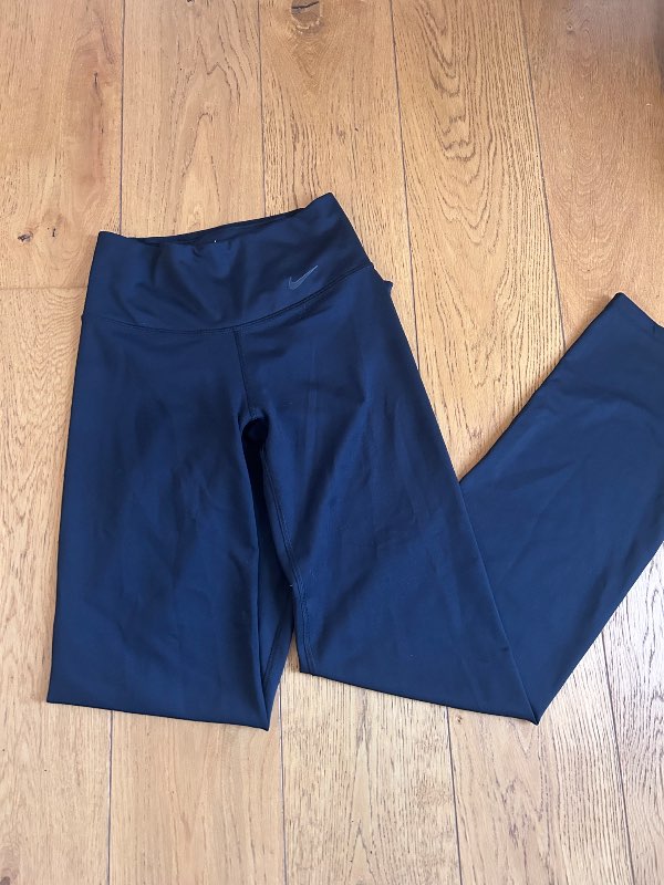 Nike straight leg buxur