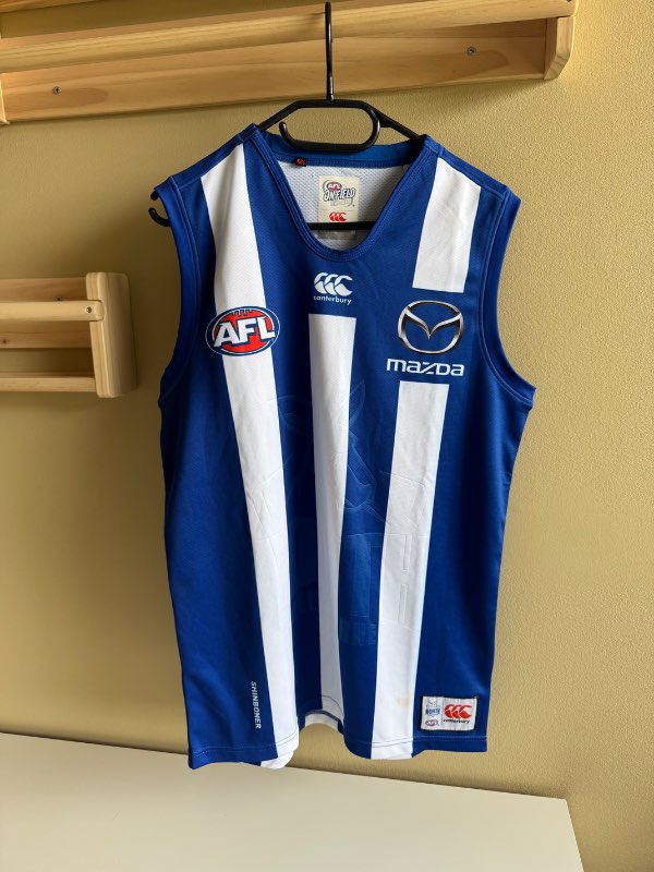 North Melbourne körfuboltatreyja