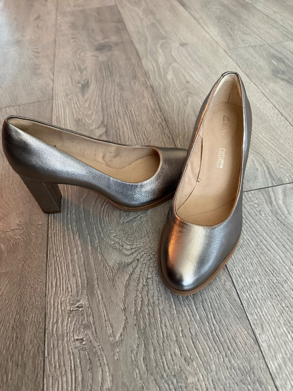 Clarks hælaskór silfur