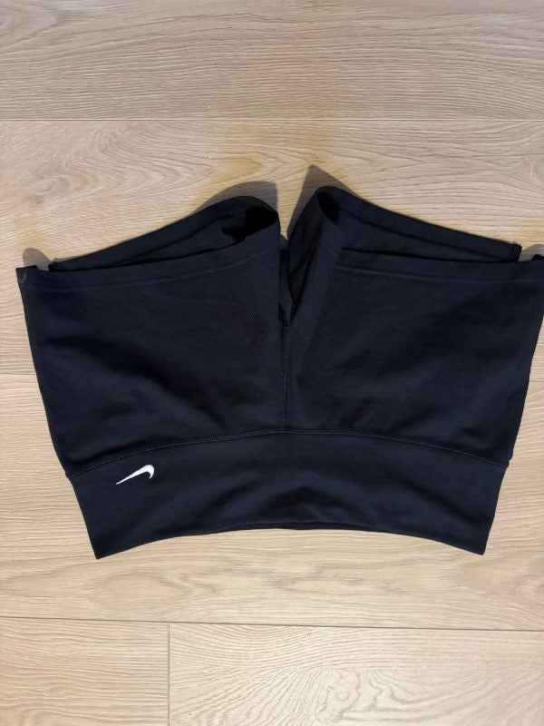 Nike stuttbuxur svartar