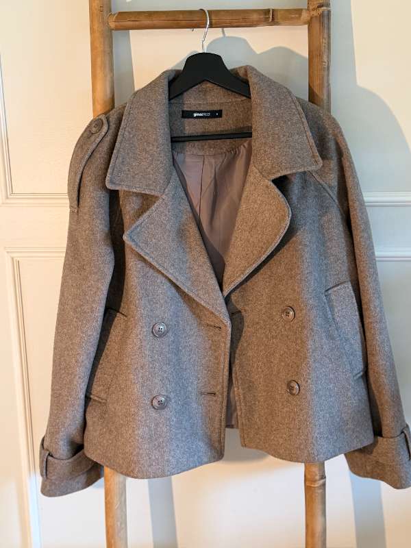 Gina Tricot jakki