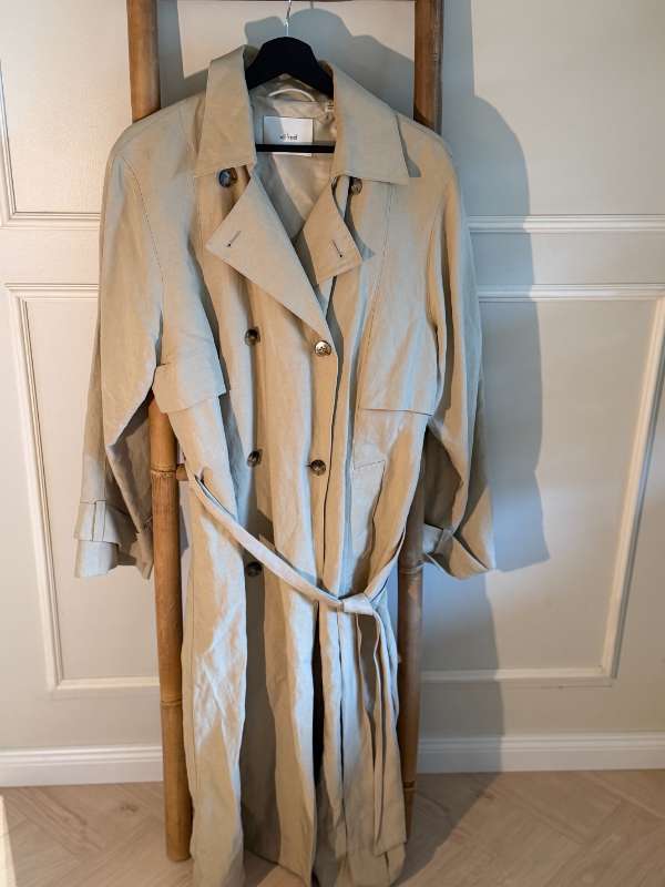 Aritzia jakki