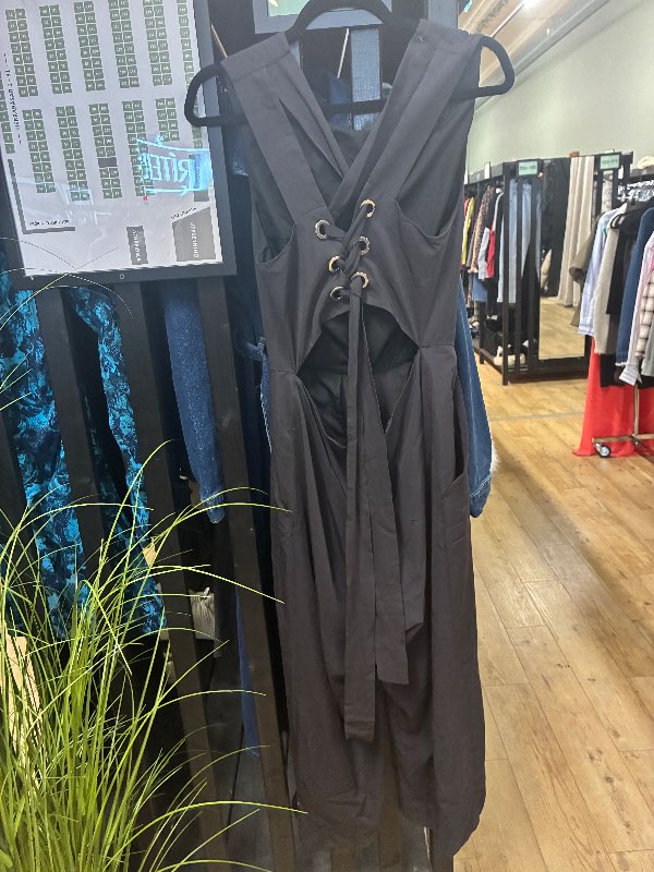 Svartur romper reimar