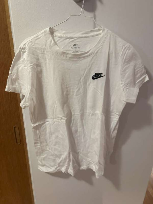 Nike hvítur