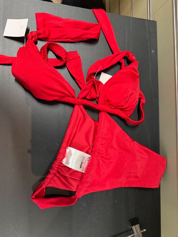 Ónotuð ginatricot bikini