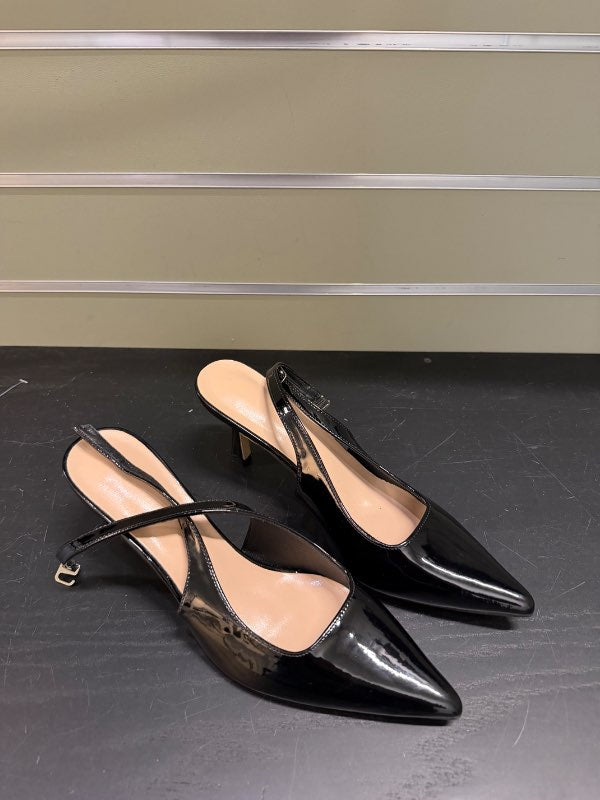 Svartir kitten heels