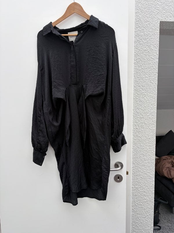 svartur kjóll- My essential wardrobe