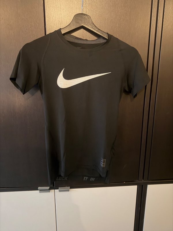Nike bolur