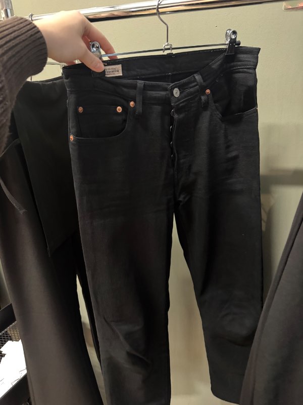 Levis 501 svartar buxur 27/30
