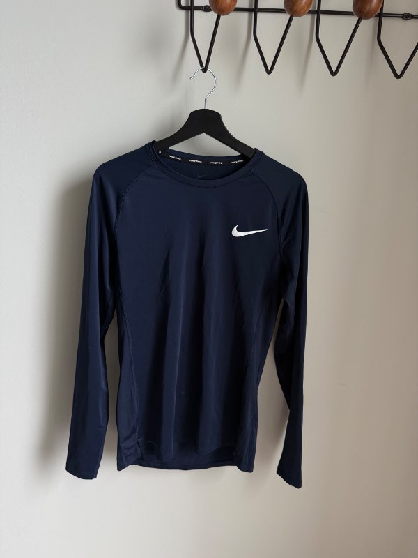 Nike æfingabolur