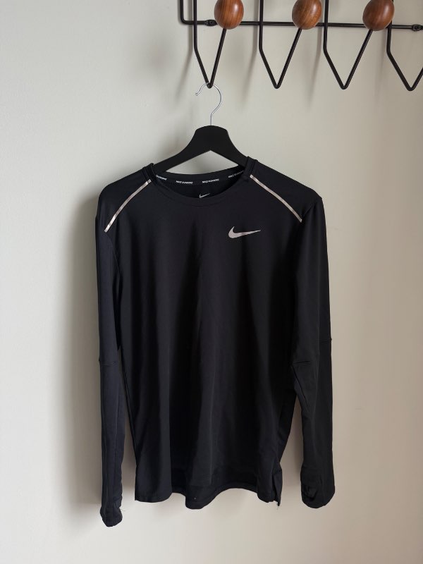 Nike æfingabolur