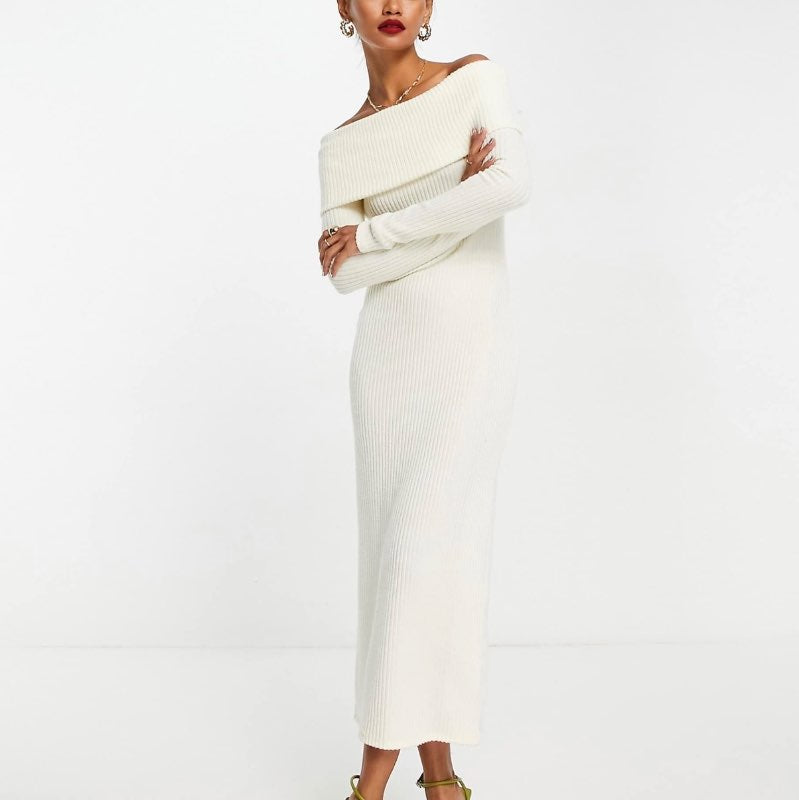 Off shoulder kjóll