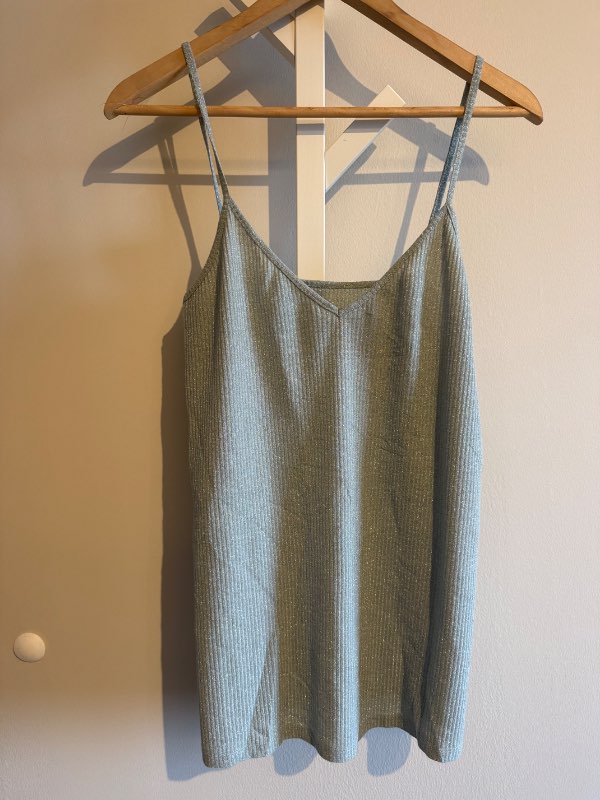 H&M Blágrænn glimmer toppur
