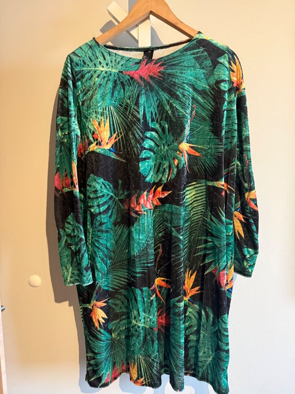 Bemoí jungle kjóll