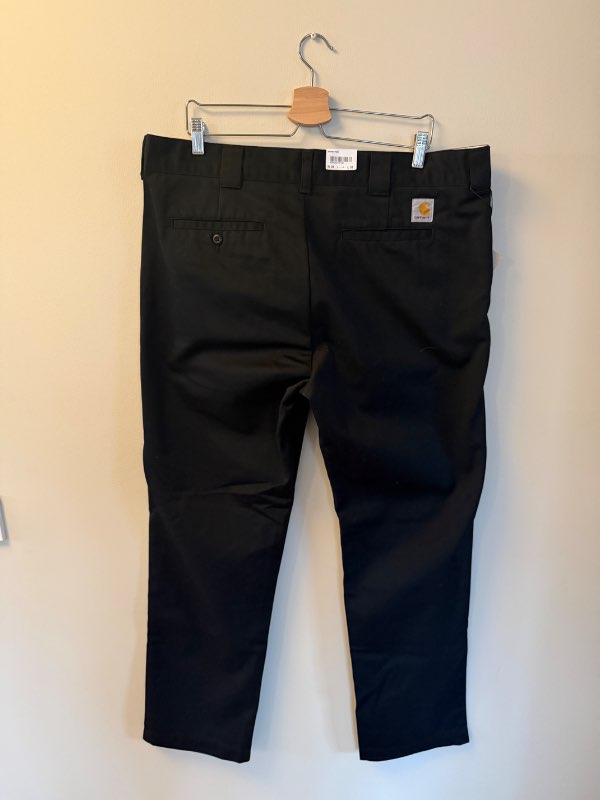 Carhartt buxur svartar